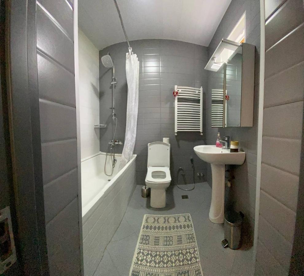Guest House Kobuleti On Aghmashenebeli Bagian luar foto