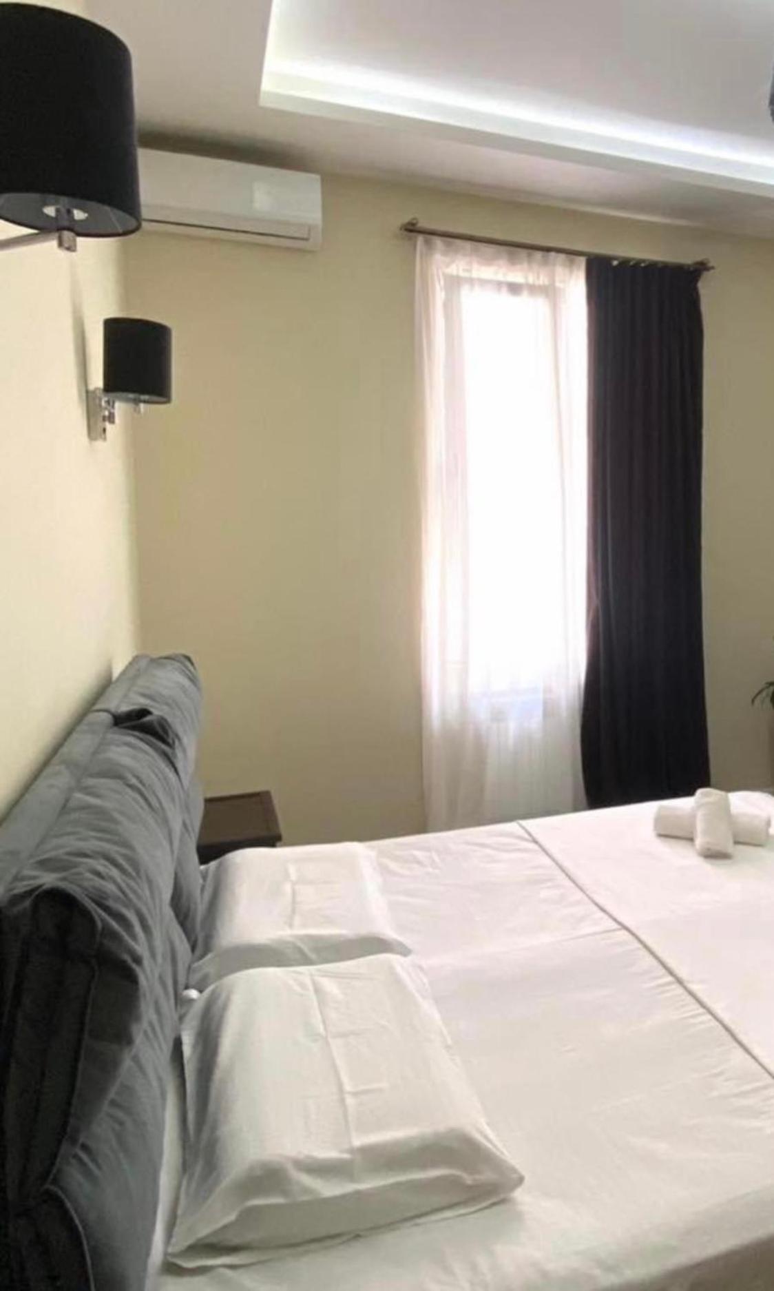 Guest House Kobuleti On Aghmashenebeli Bagian luar foto