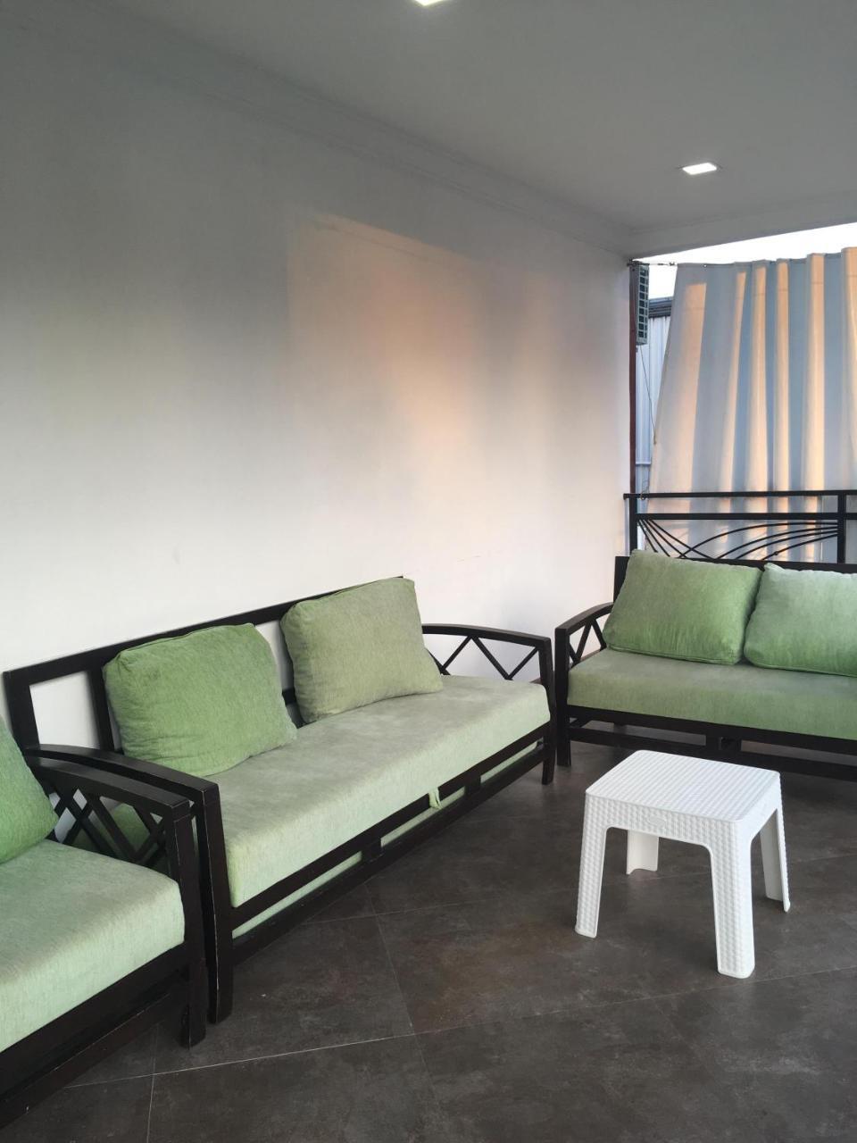 Guest House Kobuleti On Aghmashenebeli Bagian luar foto