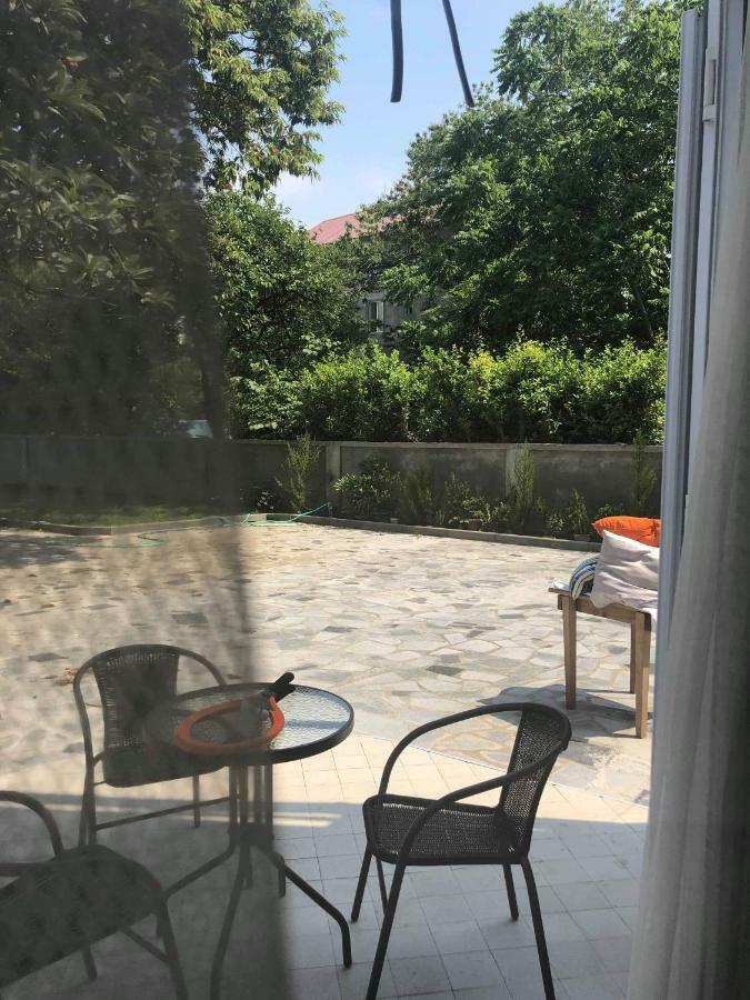 Guest House Kobuleti On Aghmashenebeli Bagian luar foto
